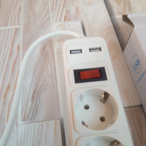 Мережевий фільтр подовжувач з USB на 6 розеток додому в офіс клас аудиторію комп'ютер 1.5 м 070600005 фото
