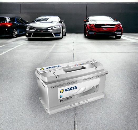 Автомобильный аккумулятор Varta Silver Dynamic 100Ah 830EN H3 R+ 600 402 083 фото