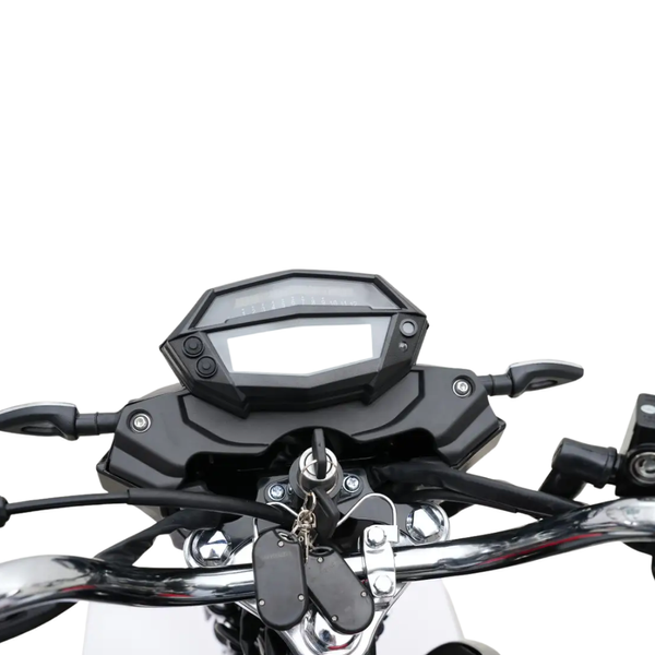 Мотоцикл дорожній Forte FT200R чорно-сірий 200 см&sup3;, 13.5 к.с., 110 км/год, витрата 2.3 л/100 км, бак 14 л, електростарт 128807 фото